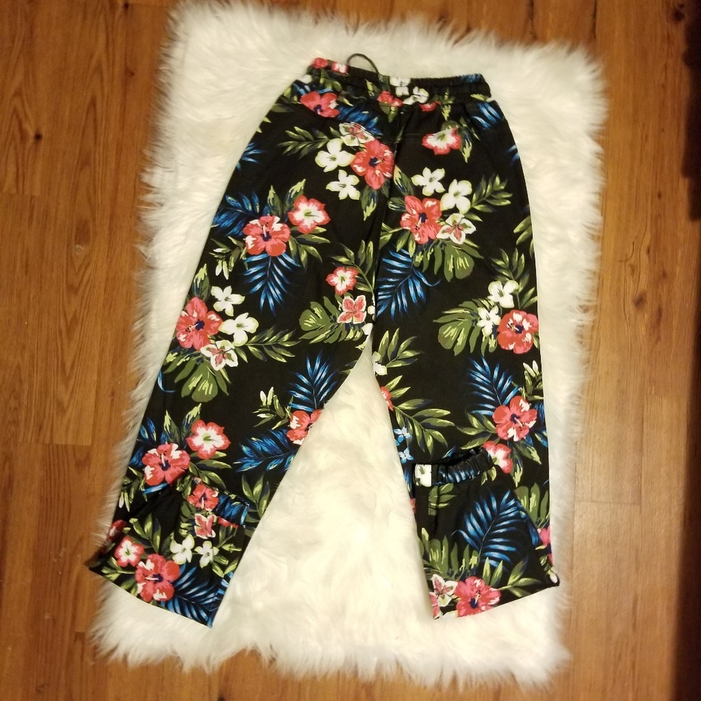 American Bazi Women's Flower Print Twill Jogger